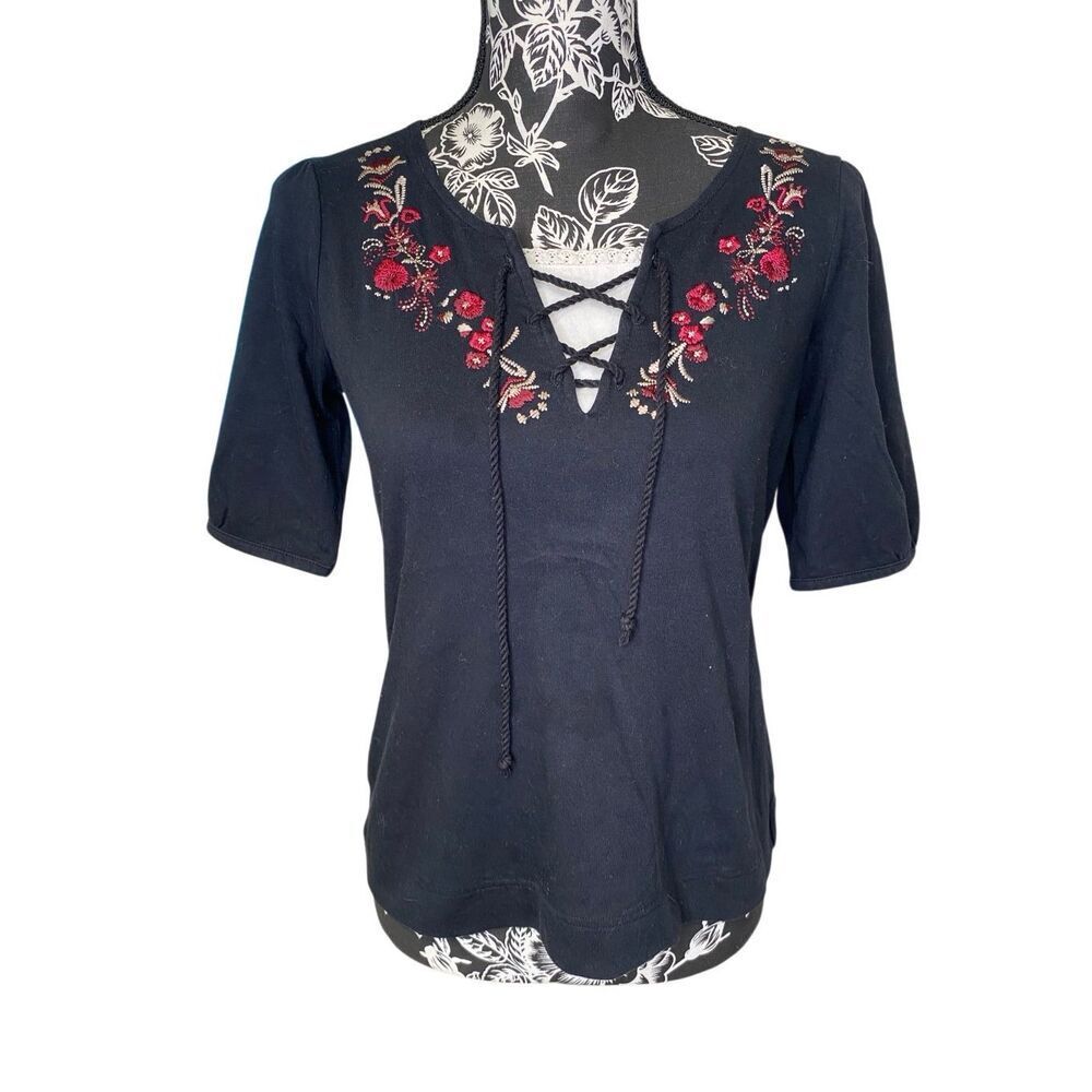 NorthCrest Embroidered Peasant Boho Cottagecore Lace Up Top Floral Festival